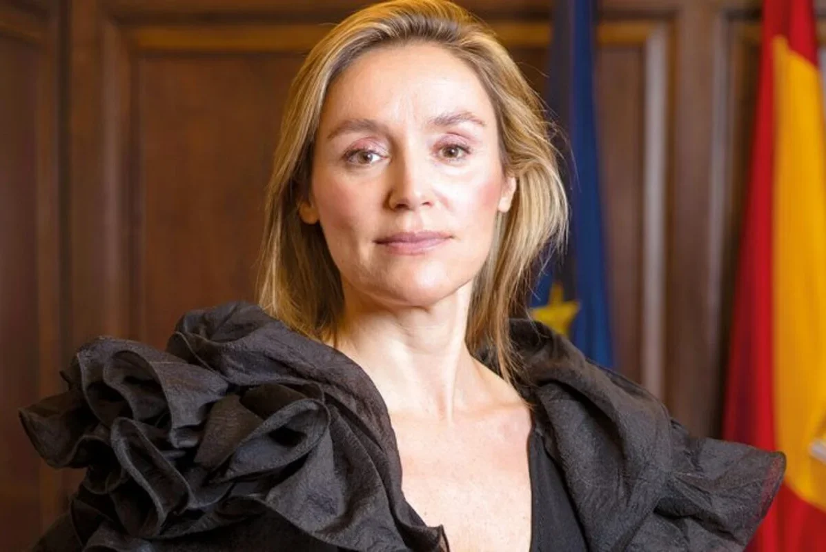 La Justicia mueve ficha y remite a la Fiscalía la querella contra la hermana de Óscar Puente