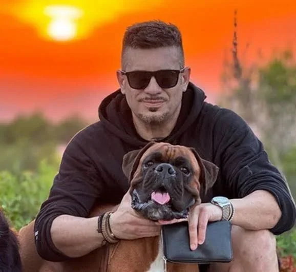 Uno de ellos fue Alexander García, vecino de San Sebastián, que viajó junto a su esposa a Tailandia para disfrutar de unas vacaciones.