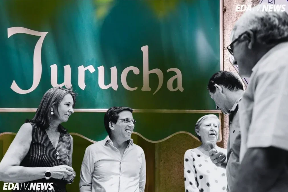 Almeida homenajea al histórico Bar Jurucha con una placa por sus más de 60 años de historia