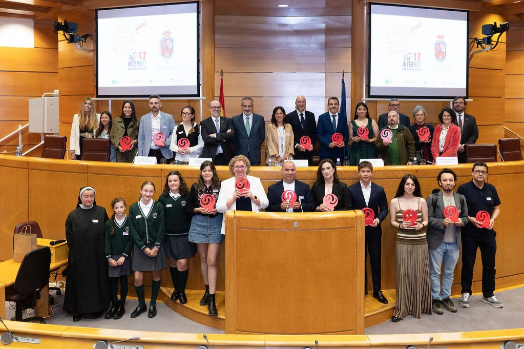 Zoca.es recibe en el Senado el Premio de Internet en la categoría de Transformación Digital