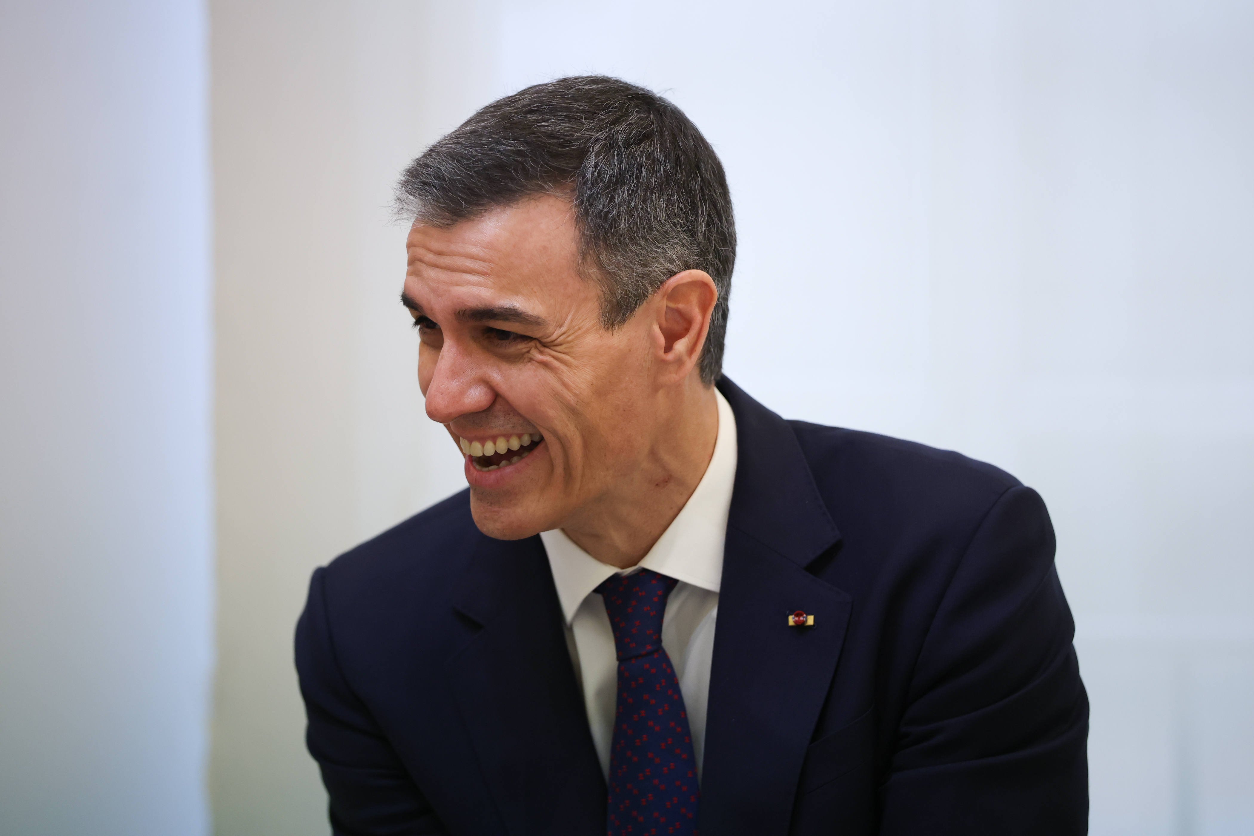 El Gobierno de Pedro Sánchez solicitó utilizar la aplicación miDNI en su formato más simple