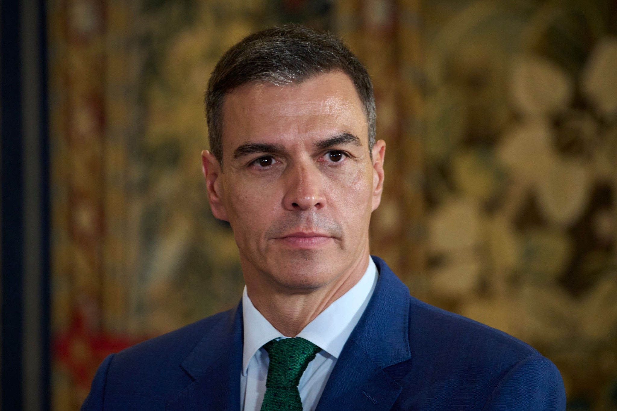 Pedro Sánchez rebaja las condenas de los etarras