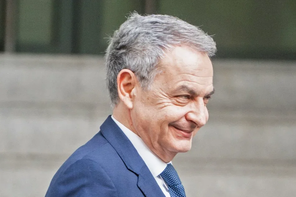 Vence el plazo dado por el juez Calama a Zapatero para justificar el origen de las joyas de 1,3 millones